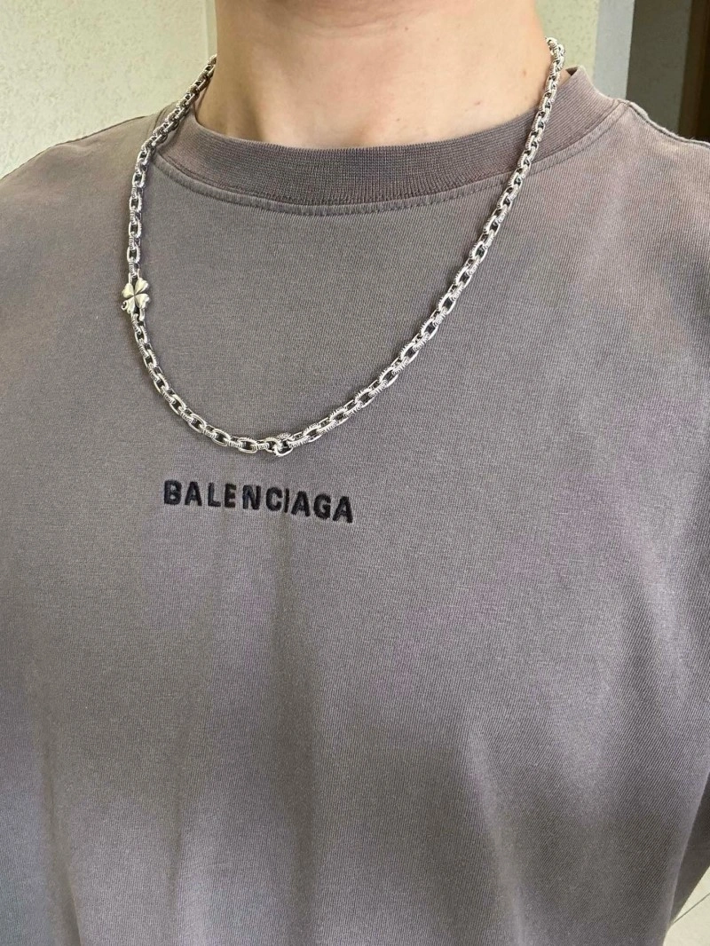 Gucci Necklaces Trendy 243034