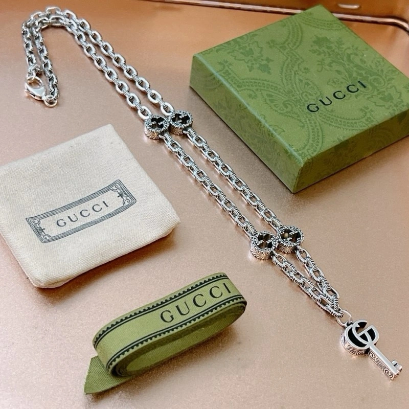 Versatile Gucci Necklaces 243029