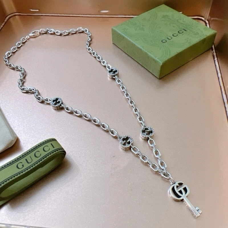 Versatile Gucci Necklaces 243029