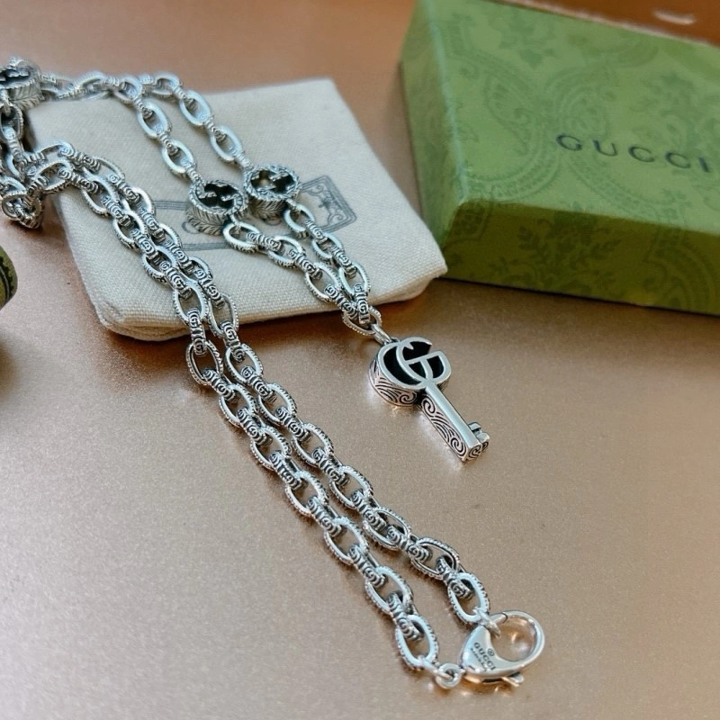 Versatile Gucci Necklaces 243029