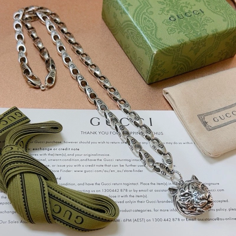 Gucci Necklaces Stylish 243004