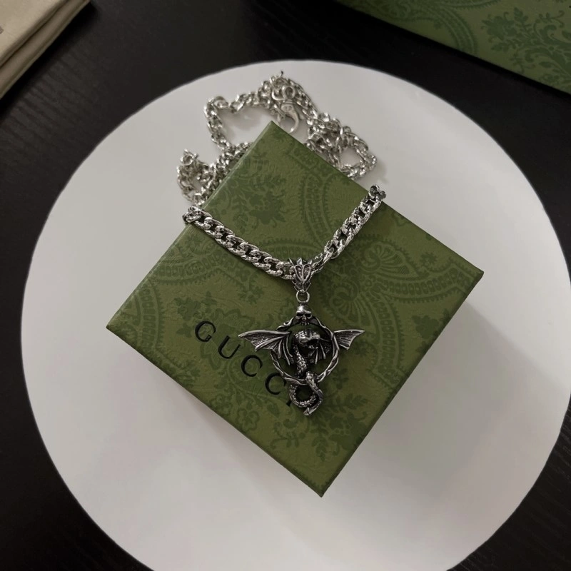 Sophisticated Gucci Necklaces 243002