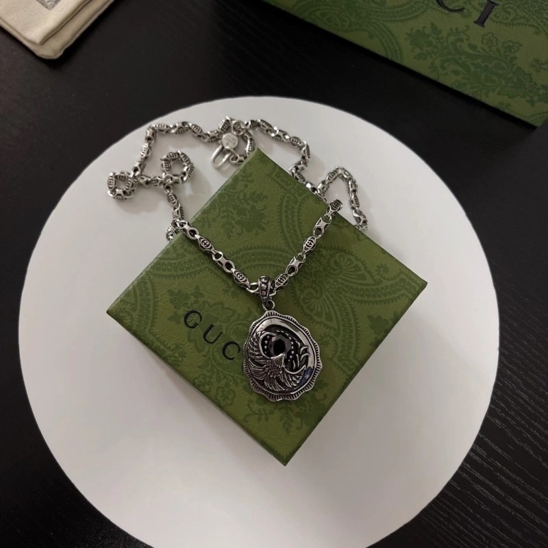 Gucci Necklaces Minimalist 243017