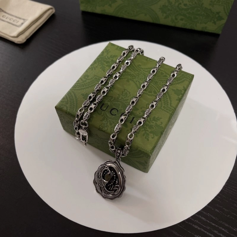 Gucci Necklaces Minimalist 243017