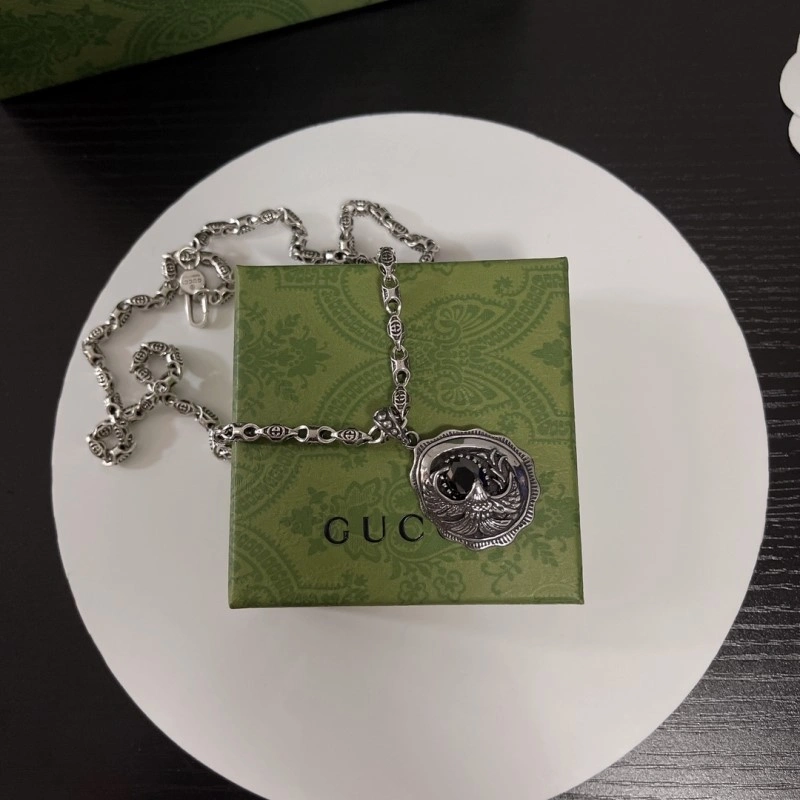 Gucci Necklaces Minimalist 243017