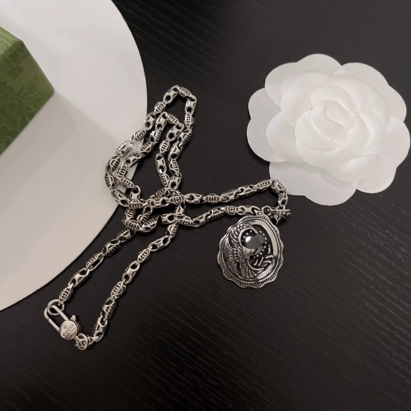 Gucci Necklaces Minimalist 243017