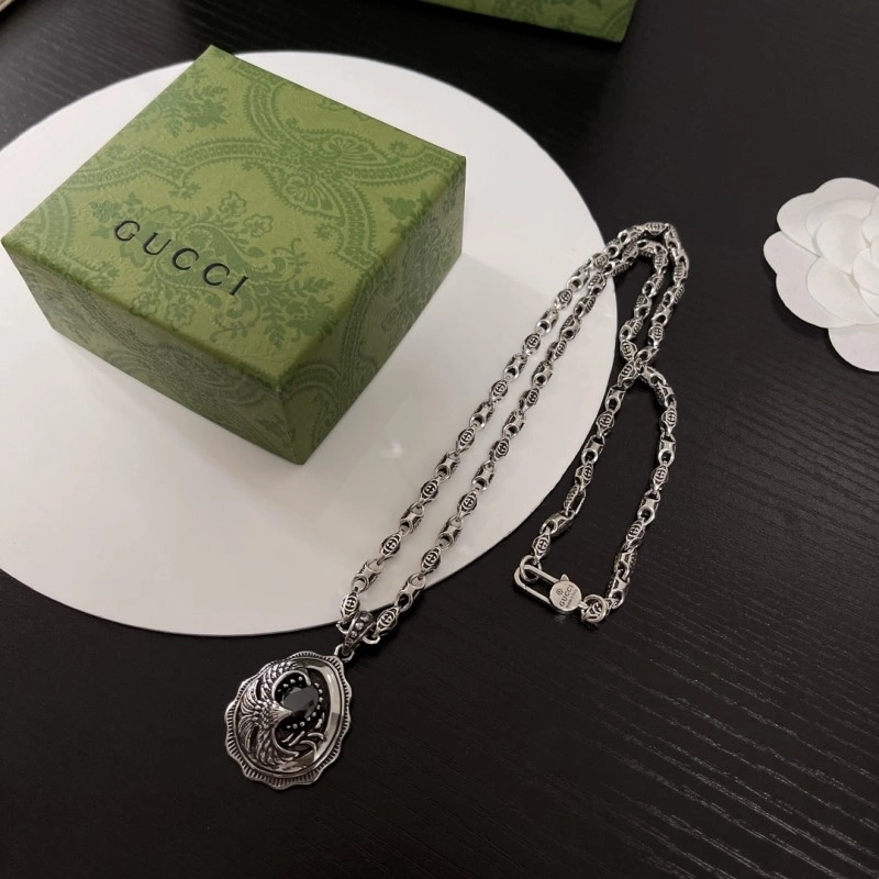 Gucci Necklaces Minimalist 243017