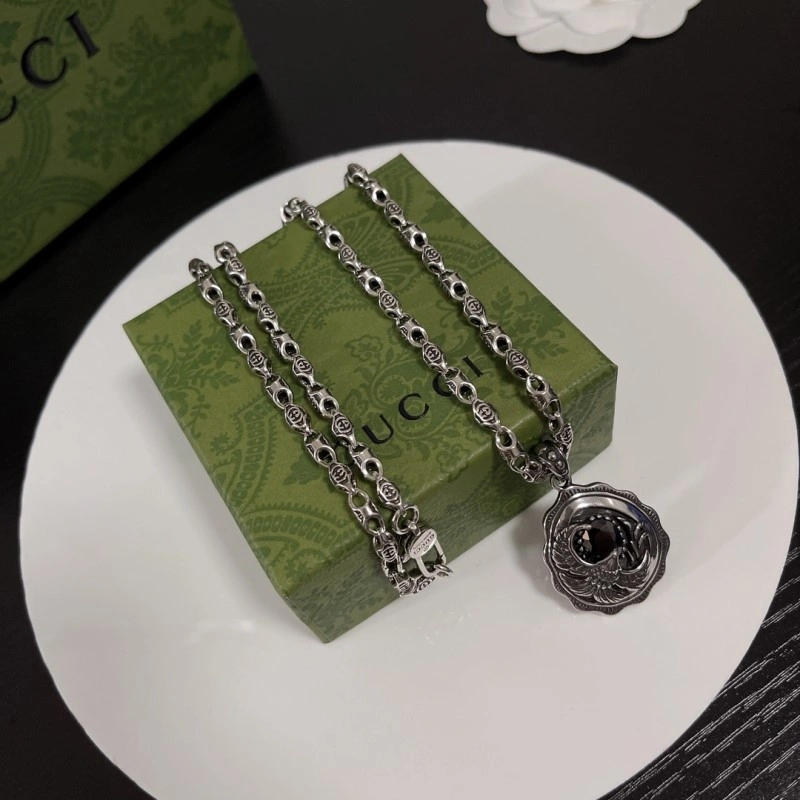 Gucci Necklaces Minimalist 243017