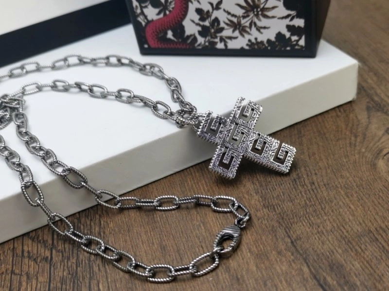 AllSeason Gucci Necklaces 243009