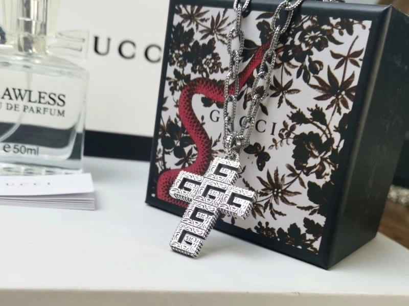 AllSeason Gucci Necklaces 243009