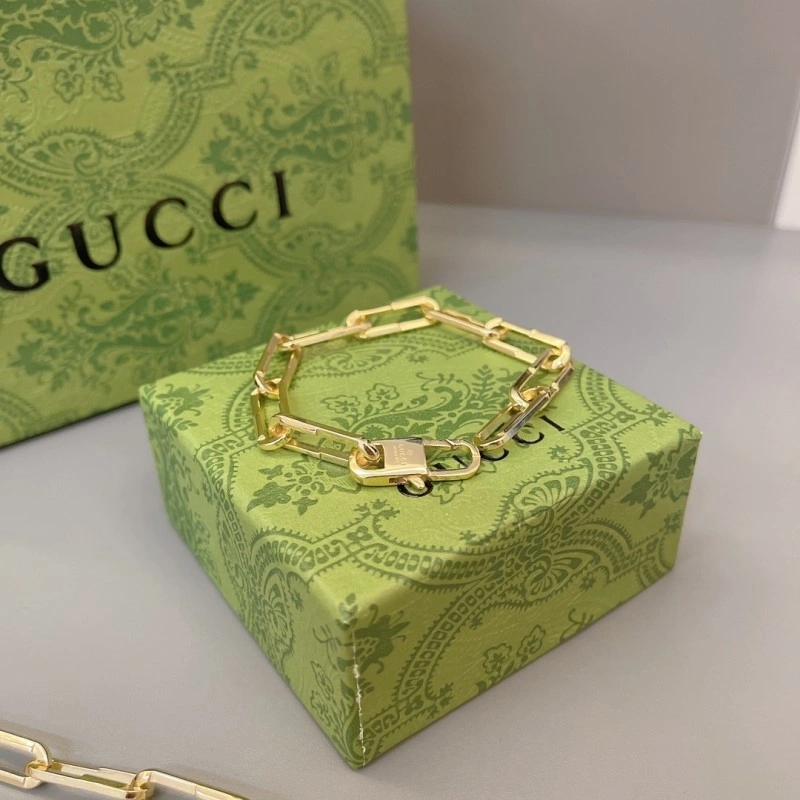 Gucci Necklaces AllSeason 243012
