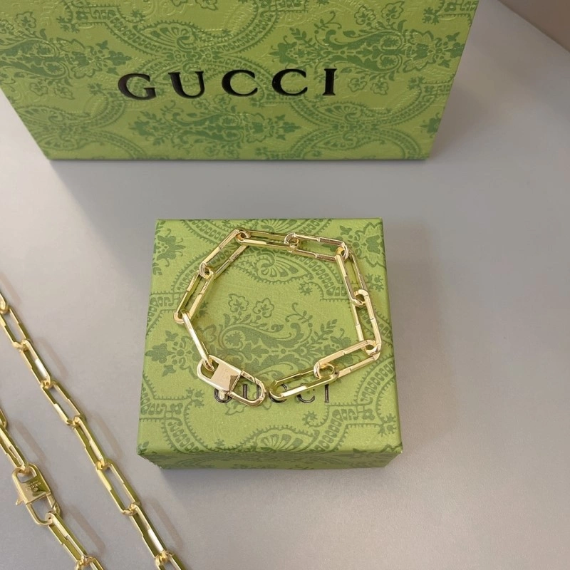 Gucci Necklaces AllSeason 243012