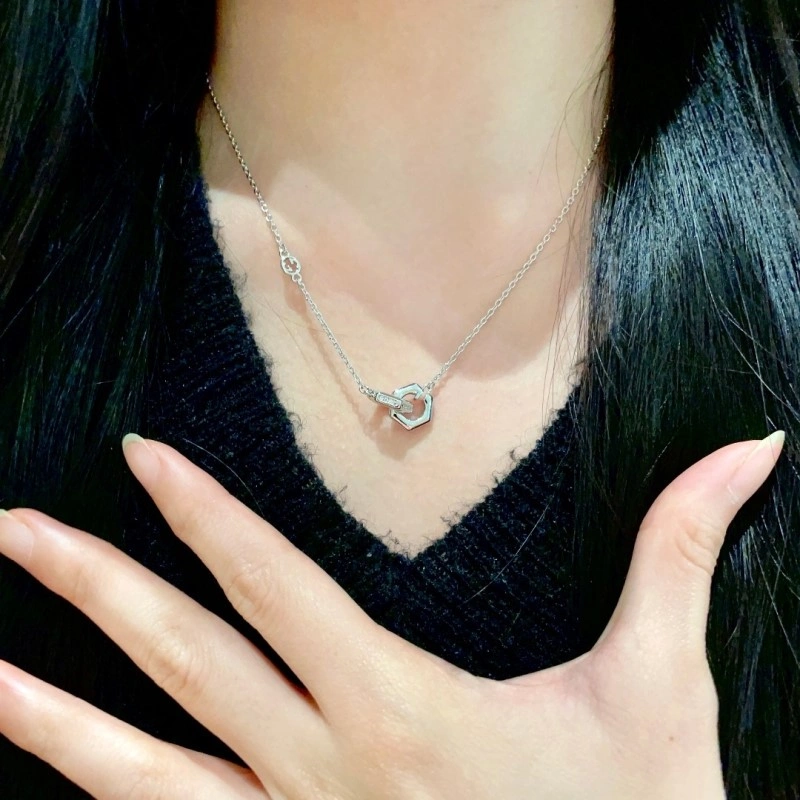 Popular Gucci Necklaces 243010