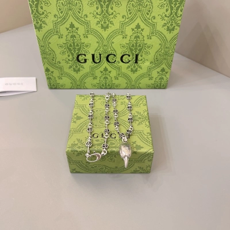 SmoothTexture Gucci Necklaces 242999