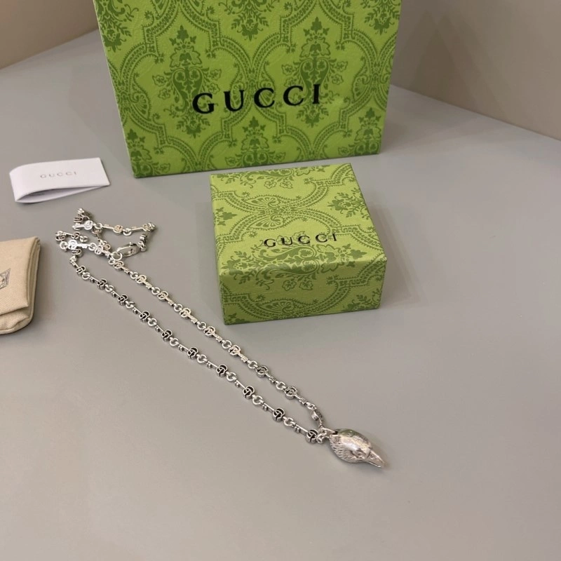 SmoothTexture Gucci Necklaces 242999