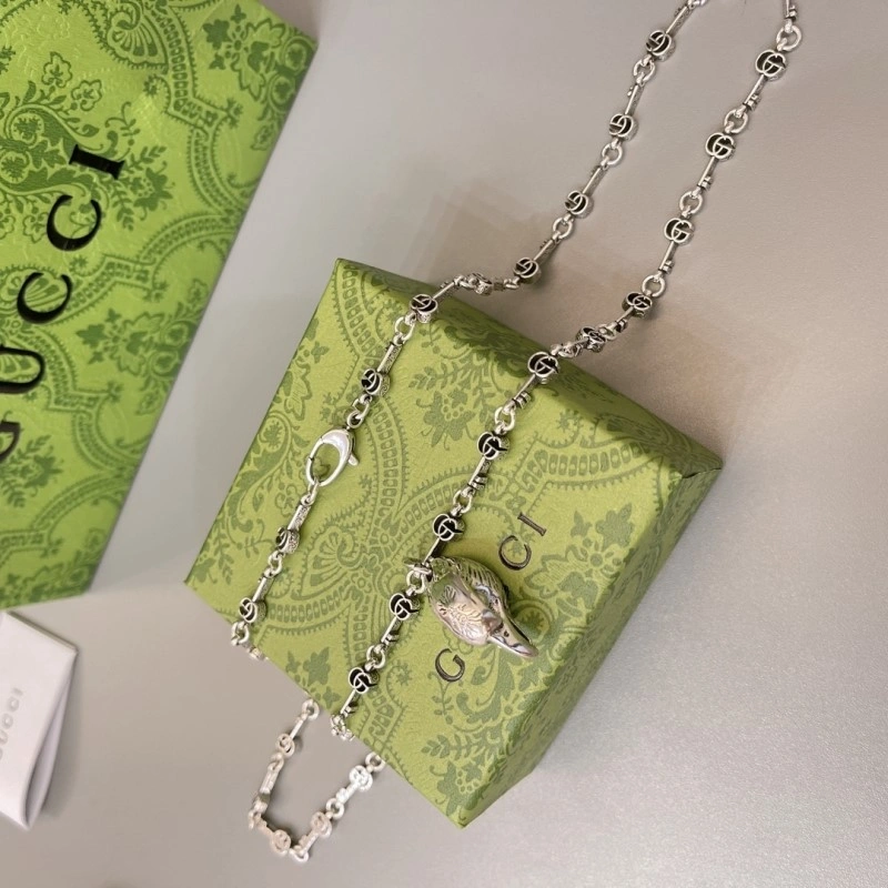 SmoothTexture Gucci Necklaces 242999