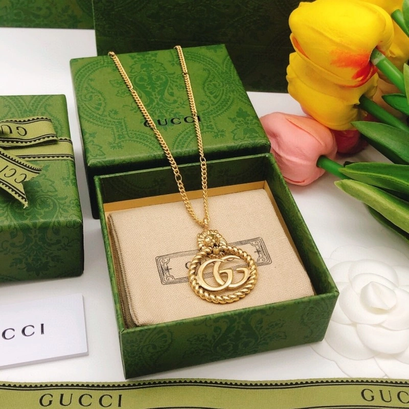 Fashionable Gucci Necklaces 242969