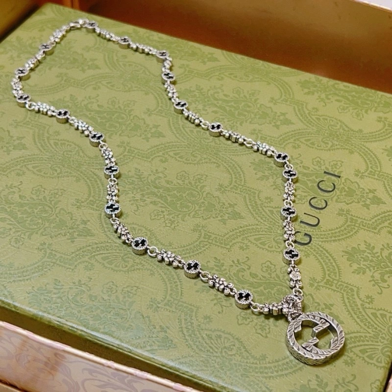 TravelReady Gucci Necklaces 242977