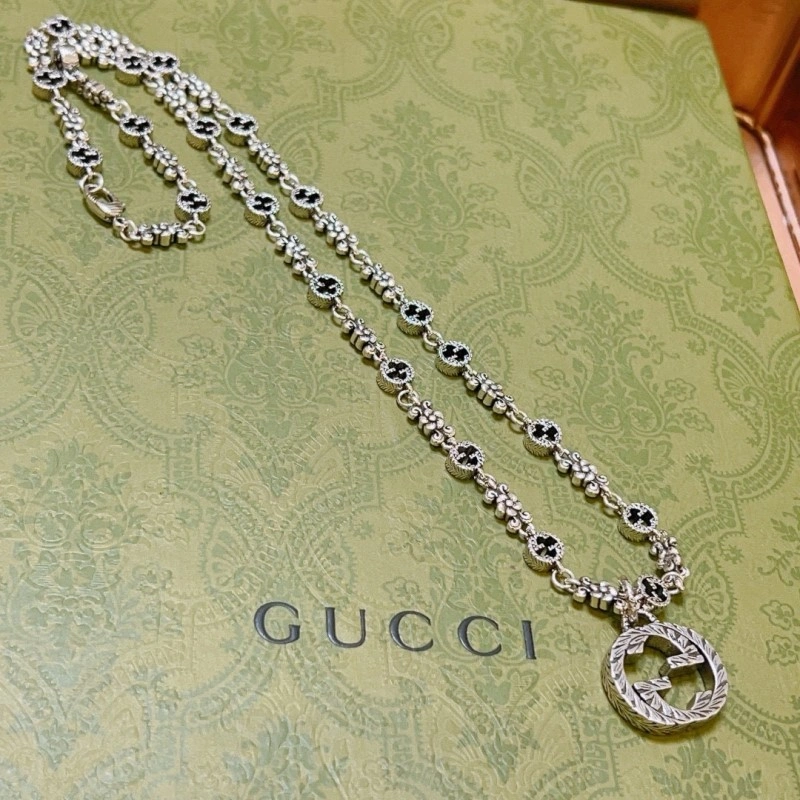 TravelReady Gucci Necklaces 242977