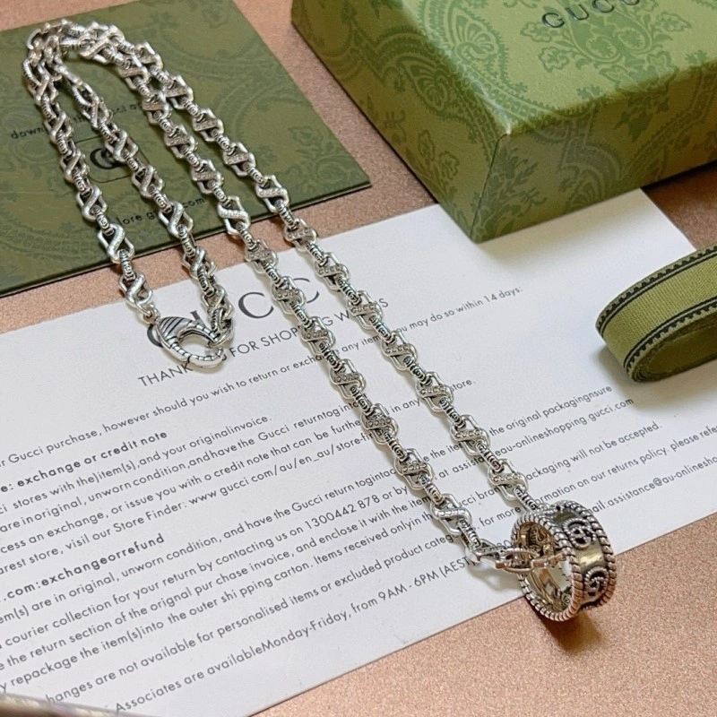 Gucci Necklaces HighQuality 242970