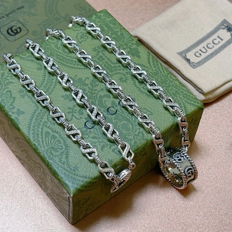 Gucci Necklaces HighQuality 242970