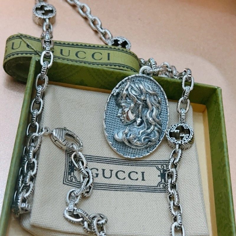 Gucci Necklaces Classic 242984
