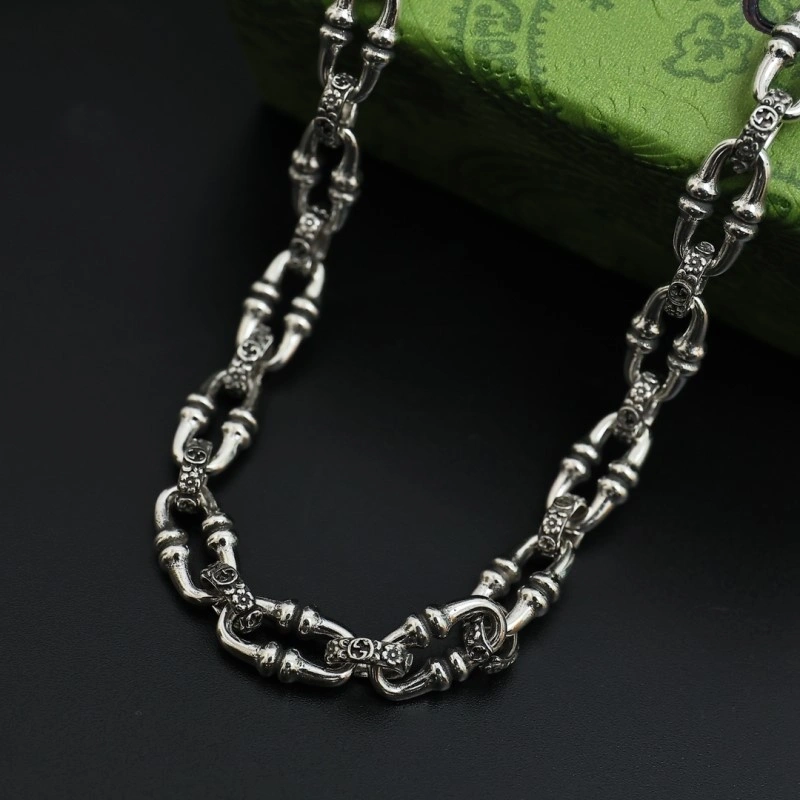 Tailored Gucci Necklaces 242972