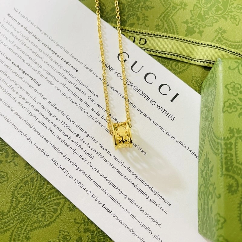 Chic Gucci Necklaces 242964
