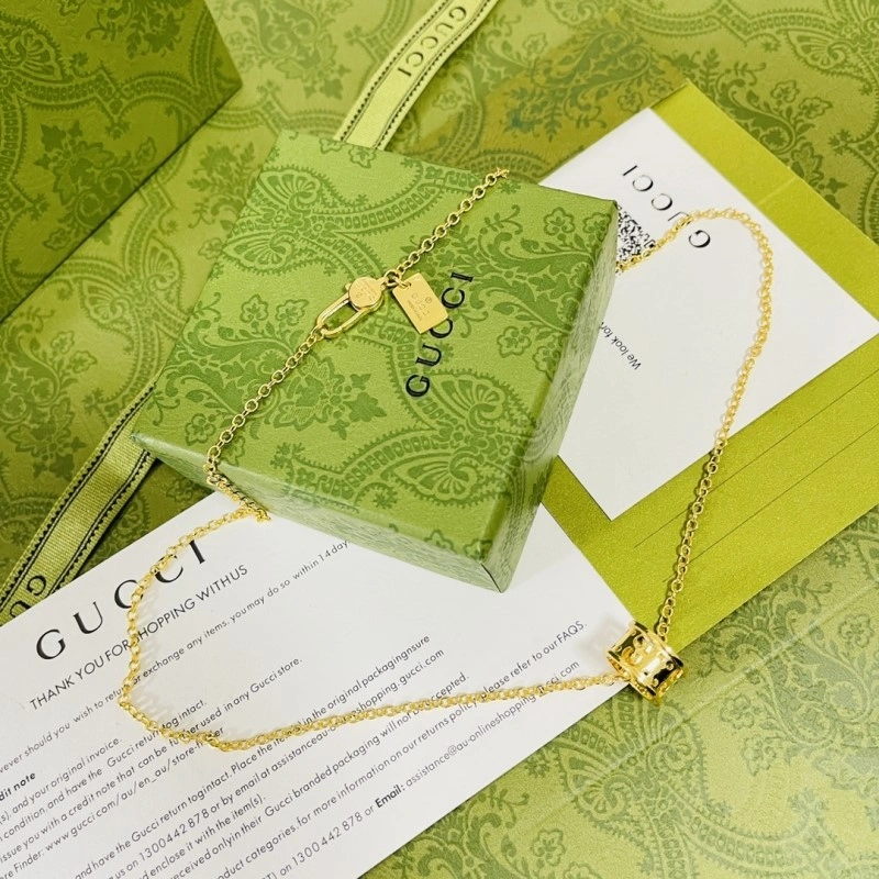 Chic Gucci Necklaces 242964