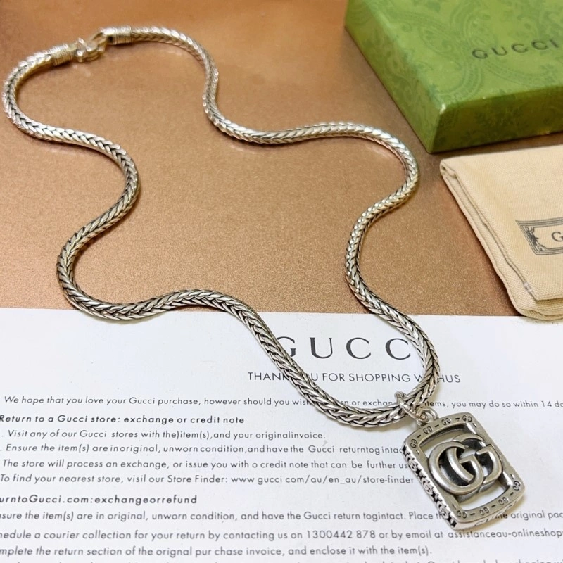 Snug Gucci Necklaces 242950