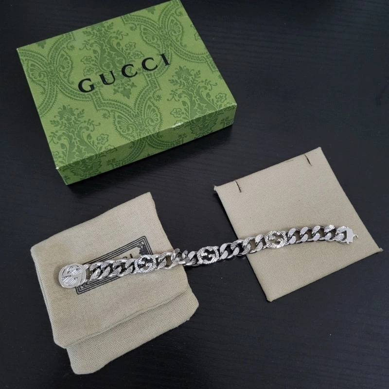 Attractive Gucci Necklaces 242952