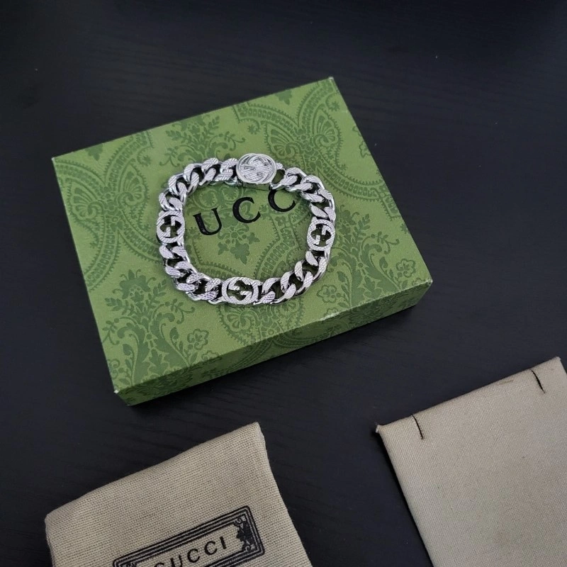 Attractive Gucci Necklaces 242952