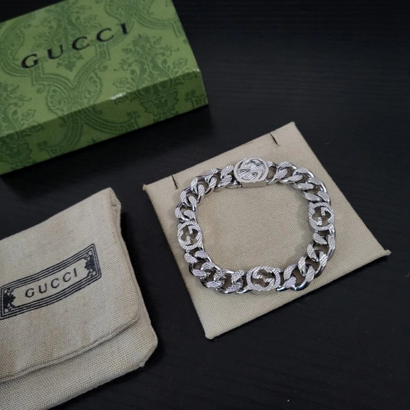 Attractive Gucci Necklaces 242952