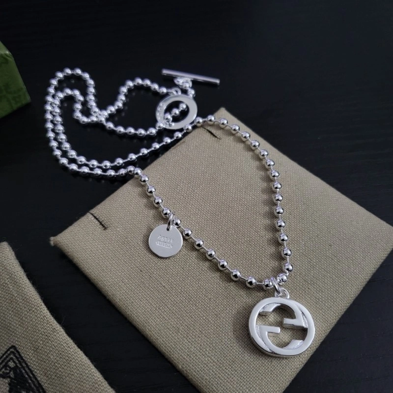 Sporty Gucci Necklaces 242949