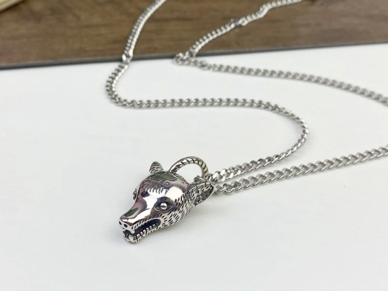 Versatile Gucci Necklaces 242938
