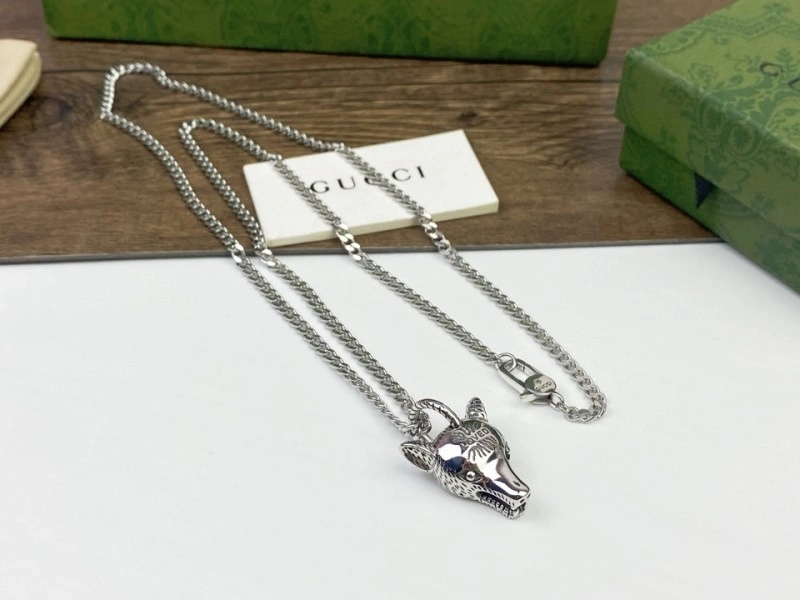 Versatile Gucci Necklaces 242938