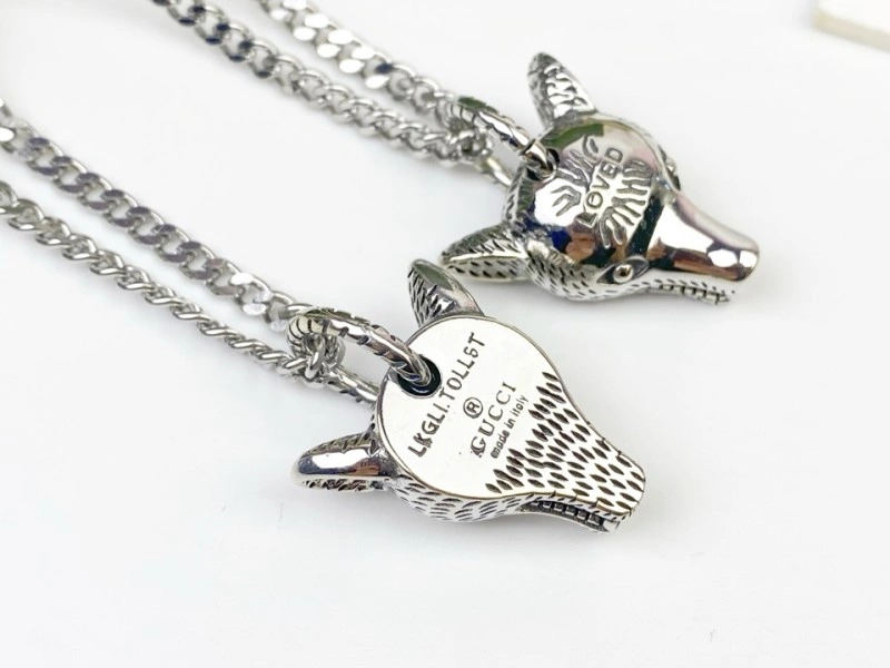 Versatile Gucci Necklaces 242938