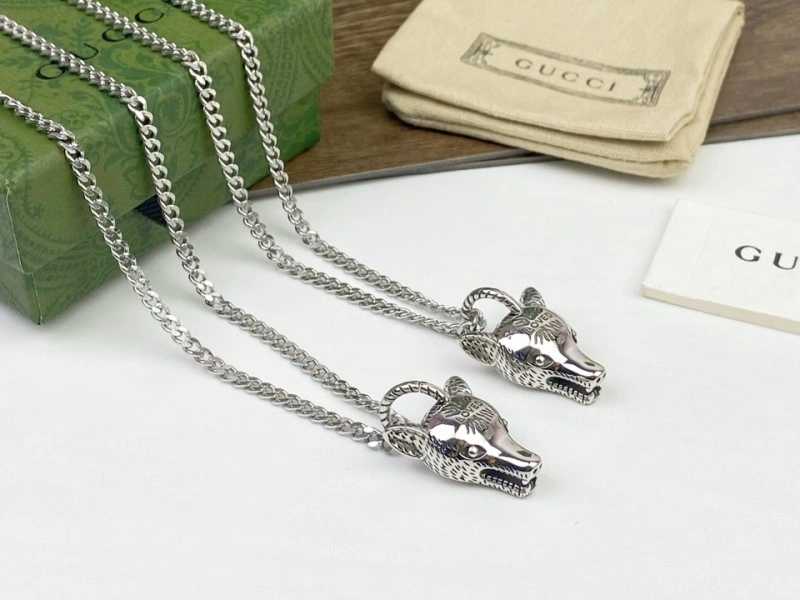 Versatile Gucci Necklaces 242938