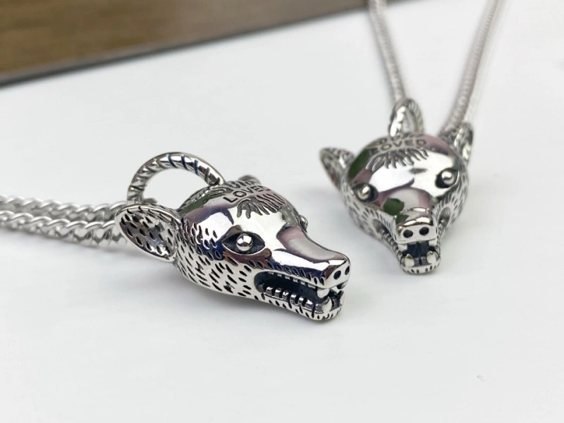 Versatile Gucci Necklaces 242938
