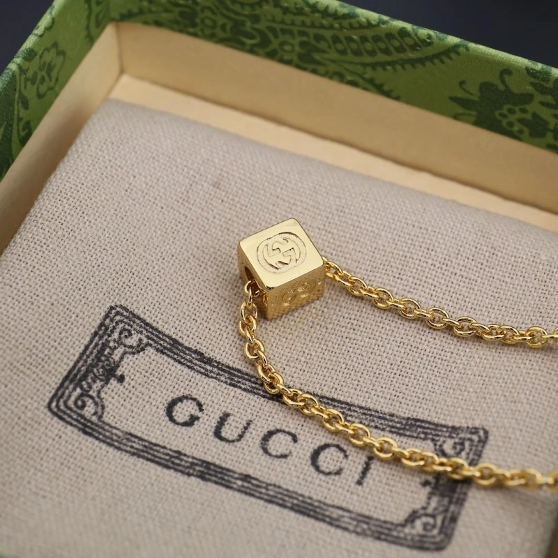 Gucci Necklaces HighQuality 242922