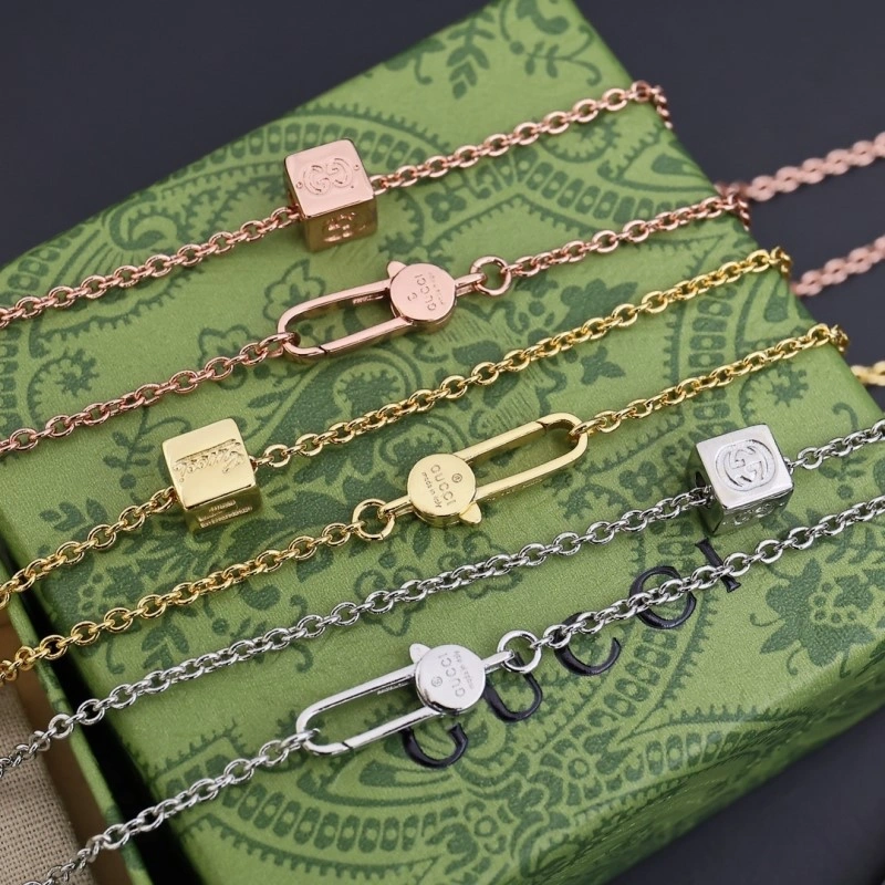 Gucci Necklaces HighQuality 242922