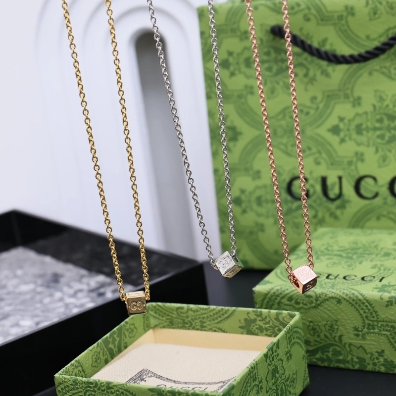 Gucci Necklaces HighQuality 242922