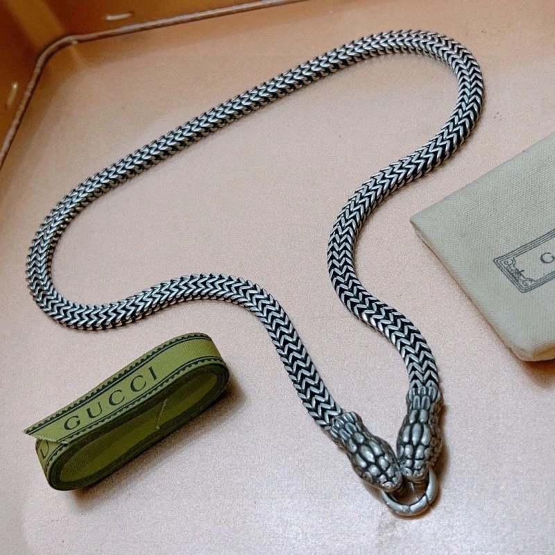 RelaxedFit Gucci Necklaces 242905