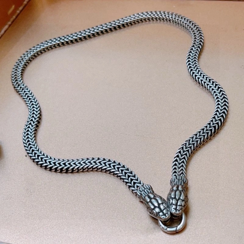 RelaxedFit Gucci Necklaces 242905