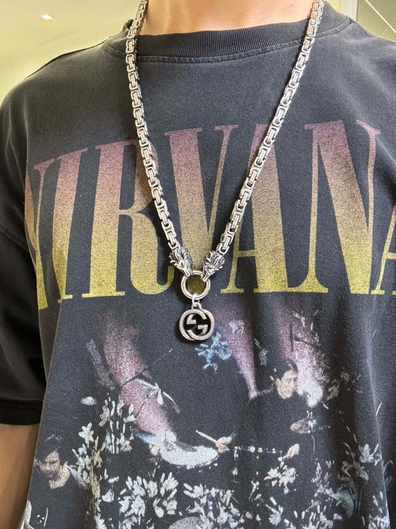 Stylish Gucci Necklaces 242910