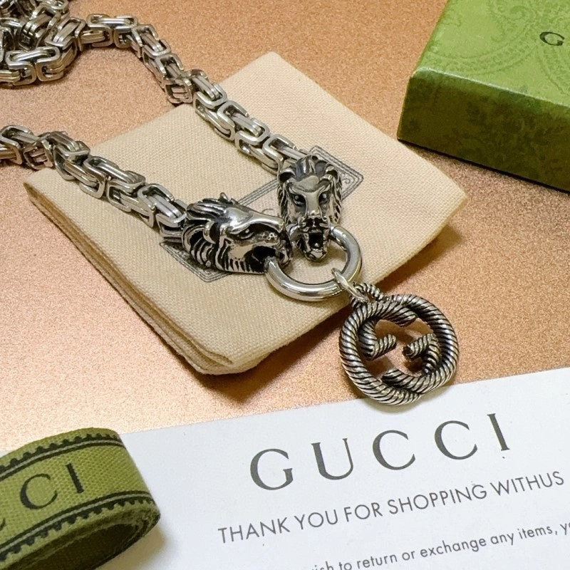 Stylish Gucci Necklaces 242910