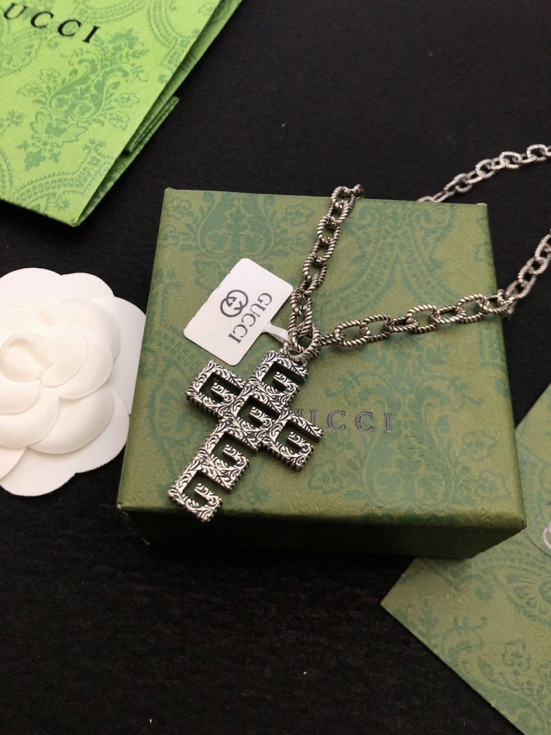 Comfortable Gucci Necklaces 242895