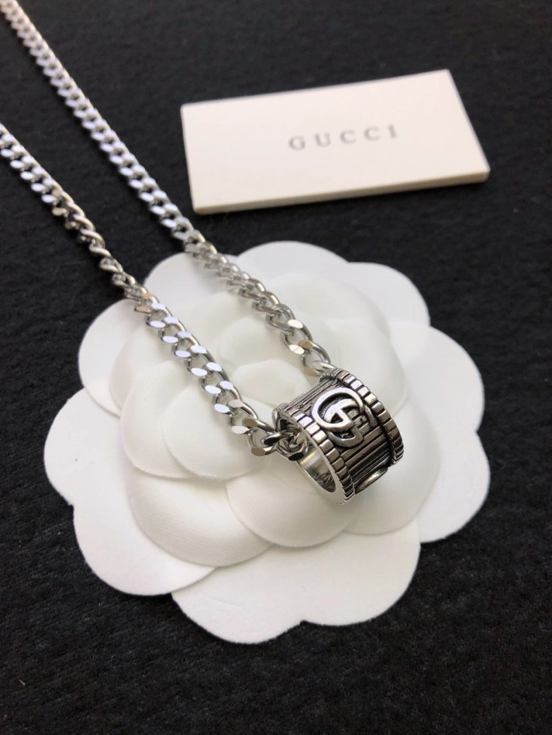 EyeCatching Gucci Necklaces 242878