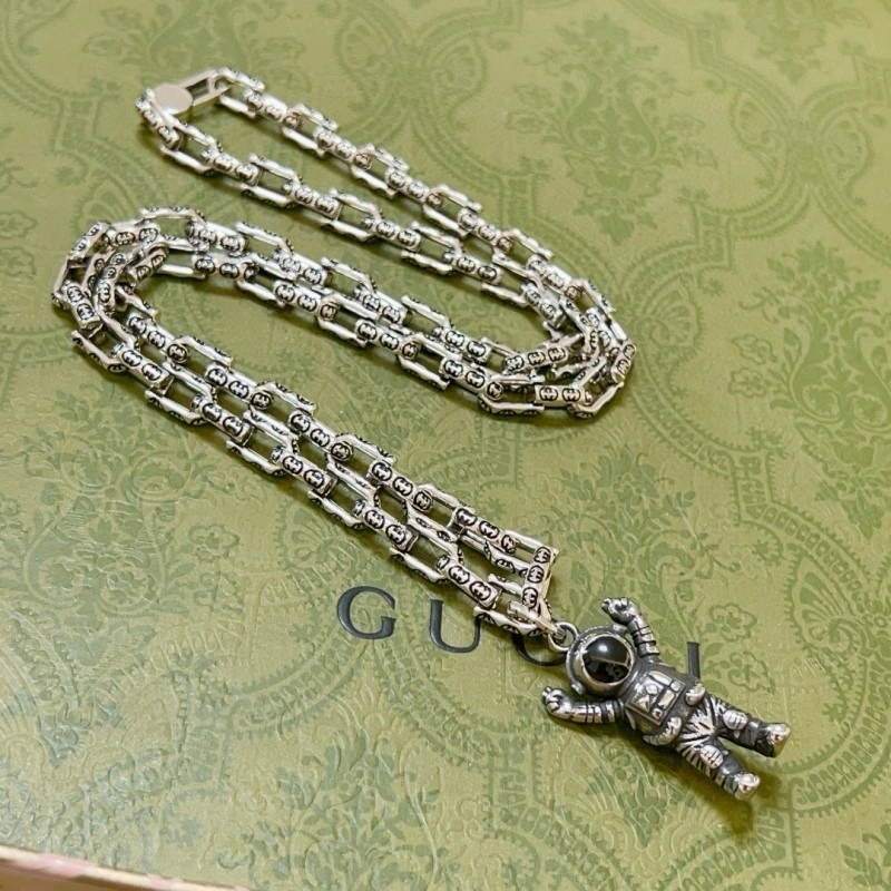 Gucci Necklaces Trendy 242874
