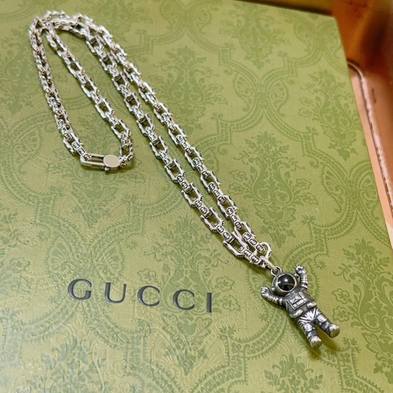 Gucci Necklaces Trendy 242874